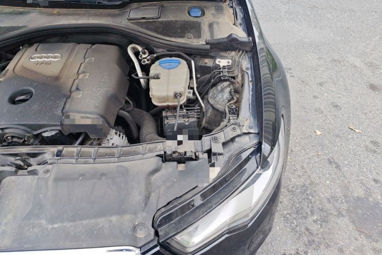 Used Audi A6L 2014 TFSI Standard Model Engine Bay Left