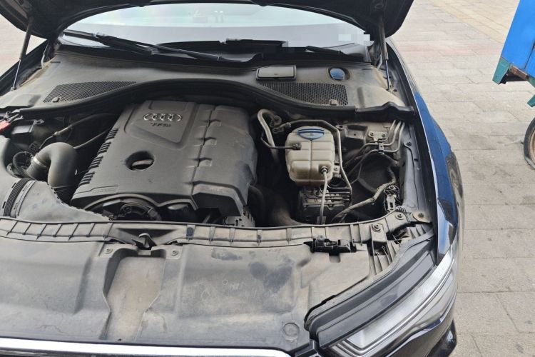 Used Audi A6L 2014 TFSI Standard Model Engine Bay Left