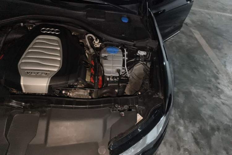 Used Audi A6L 2014 30 FSI Luxury Model Engine Bay Left