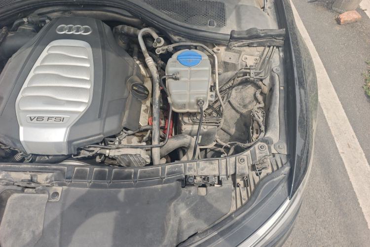 Used Audi A6L 2014 30 FSI Technology Model Engine Bay Left