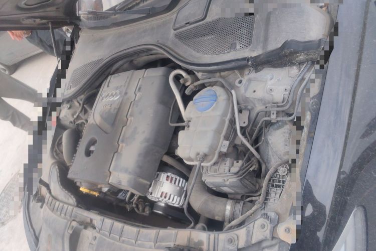 Used Audi A6L 2014 TFSI Standard Model Engine Bay Left