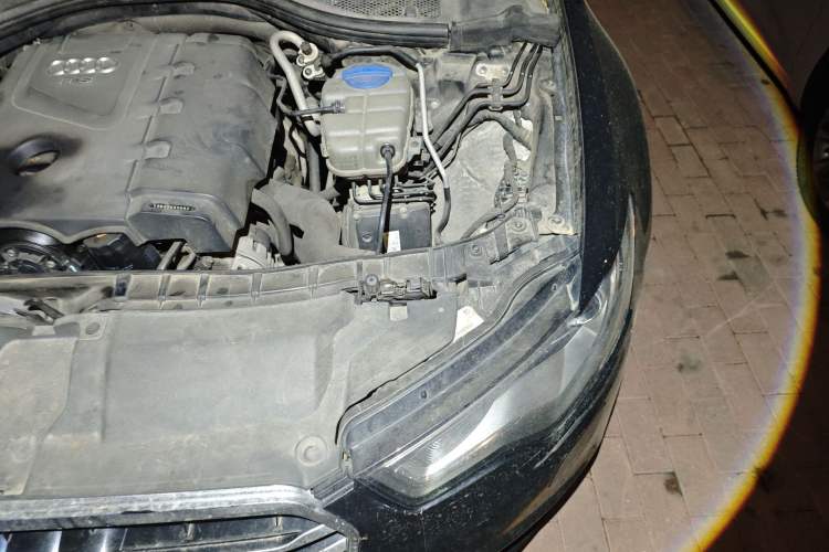 Used Audi A6L 2014 TFSI Comfort Model Engine Bay Left