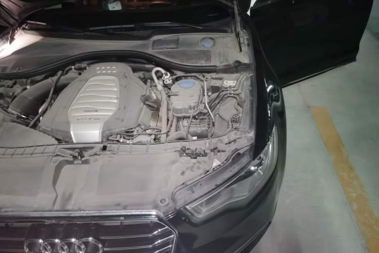 Used Audi A6L 2014 30 FSI Technology Model Engine Bay Left