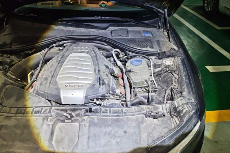 Used Audi A6L 2014 30 FSI Comfort Model Engine Bay Left