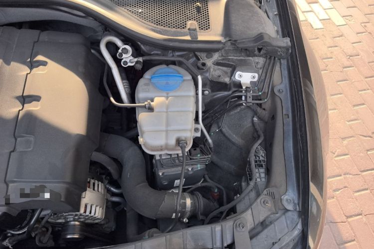 Used Audi A6L 2014 TFSI Comfort Model Engine Bay Left