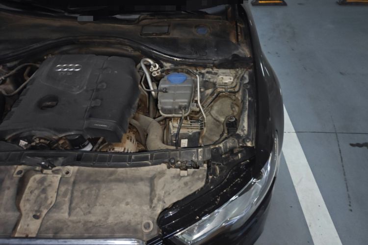 Used Audi A6L 2014 TFSI Standard Model Engine Bay Left