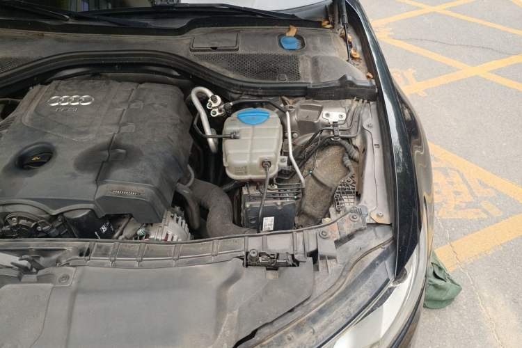 Used Audi A6L 2014 TFSI Standard Model Engine Bay Left