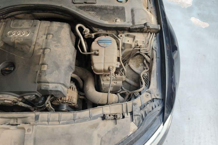 Used Audi A6L 2014 TFSI Standard Model Engine Bay Left