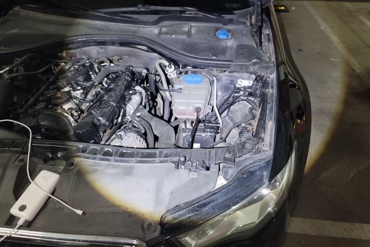Used Audi A6L 2014 TFSI Standard Model Engine Bay Left