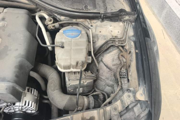 Used Audi A6L 2014 TFSI Standard Model Engine Bay Left
