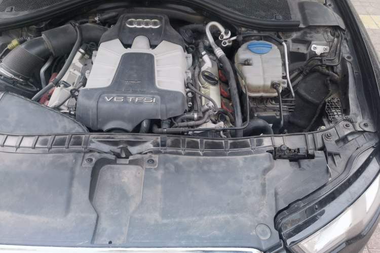 Used Audi A6L 2014 50 TFSI quattro Luxury Model Engine Bay Left