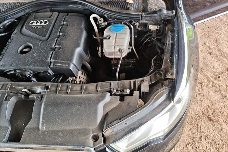 Used Audi A6L 2014 TFSI Comfort Model Engine Bay Left