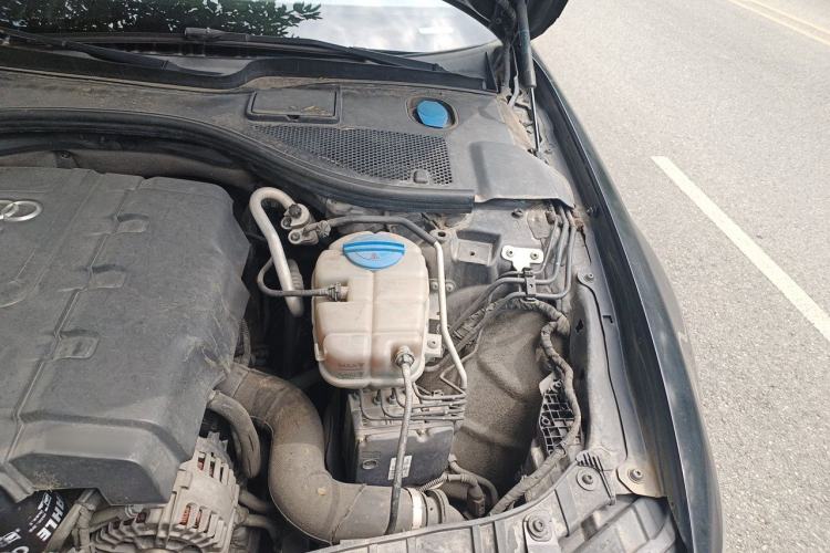 Used Audi A6L 2014 TFSI Standard Model Engine Bay Left