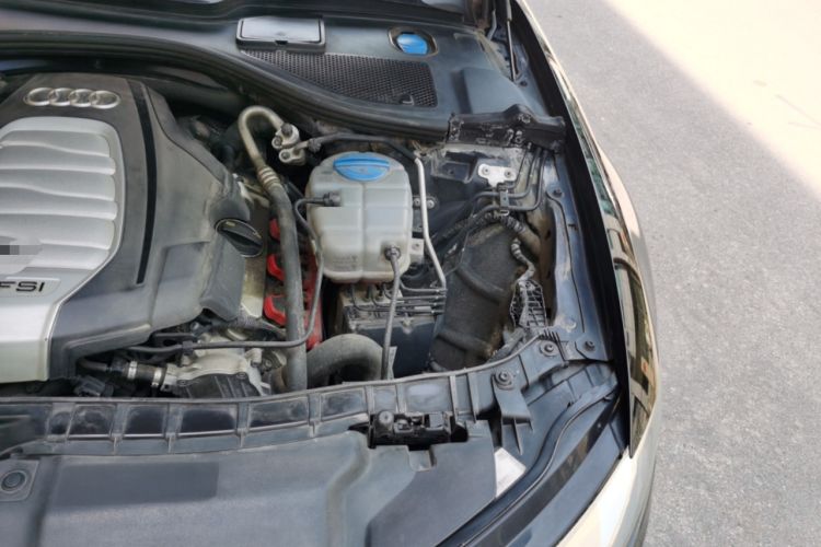 Used Audi A6L 2014 30 FSI Comfort Model Engine Bay Left