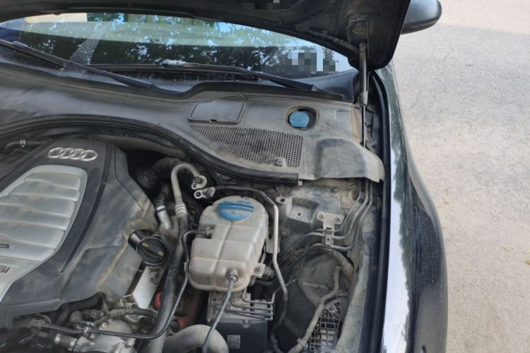 Used Audi A6L 2014 30 FSI Technology Model Engine Bay Left