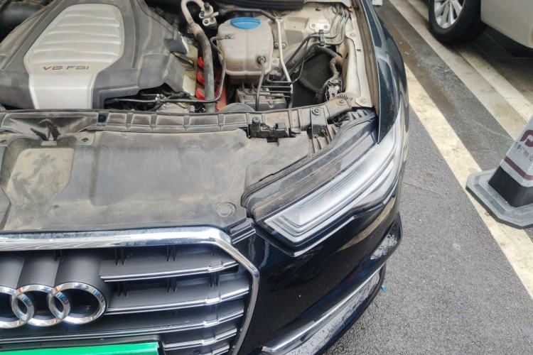 Used Audi A6L 2014 30 FSI Comfort Model Engine Bay Left