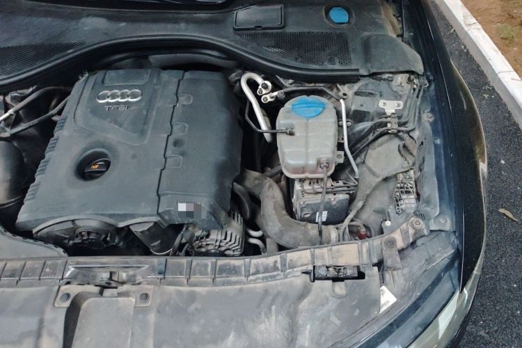 Used Audi A6L 2014 TFSI Standard Model Engine Bay Left