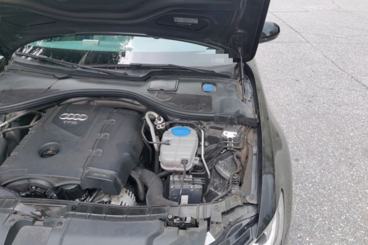 Used Audi A6L 2014 TFSI Standard Model Engine Bay Left