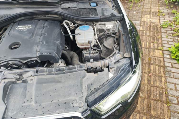 Used Audi A6L 2014 TFSI Standard Model Engine Bay Left