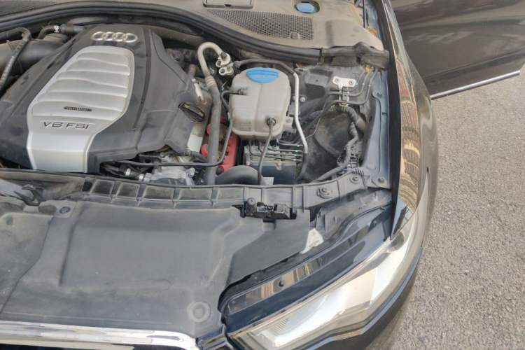 Used Audi A6L 2014 30 FSI Comfort Model Engine Bay Left