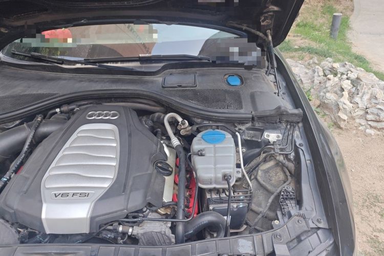 Used Audi A6L 2014 30 FSI Comfort Model Engine Bay Left