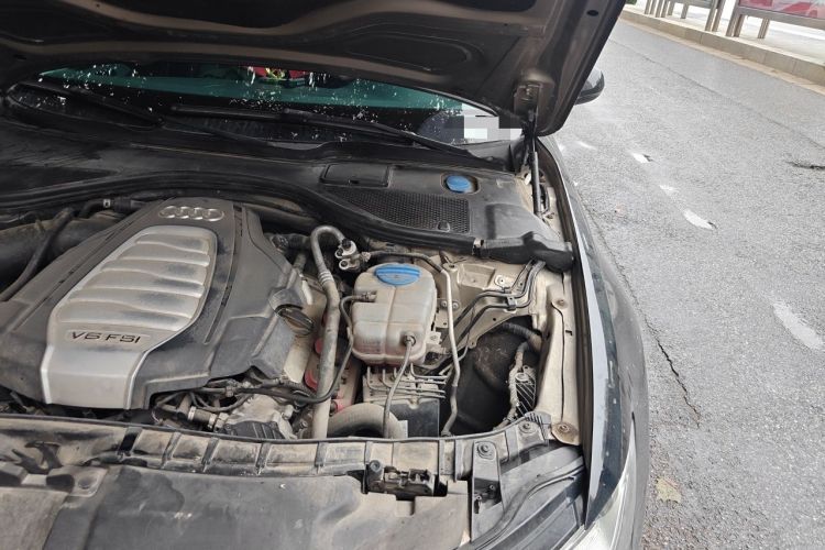Used Audi A6L 2014 30 FSI Technology Model Engine Bay Left