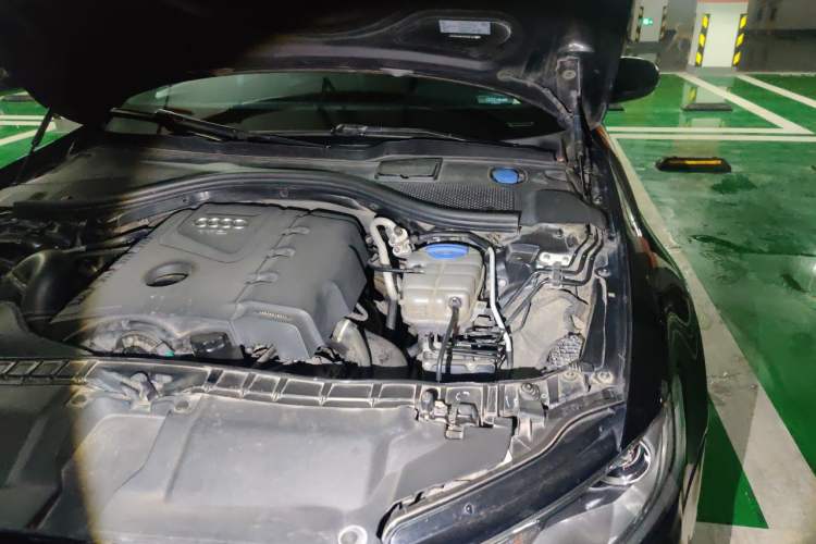 Used Audi A6L 2014 TFSI Comfort Model Engine Bay Left