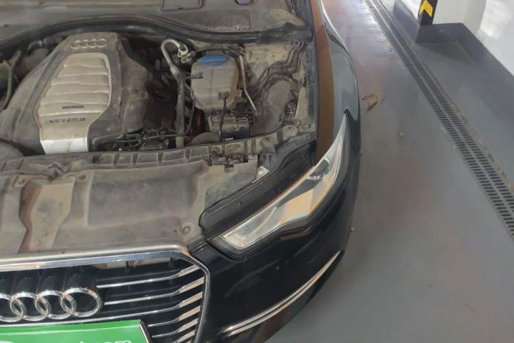 Used Audi A6L 2014 30 FSI Technology Model Engine Bay Left