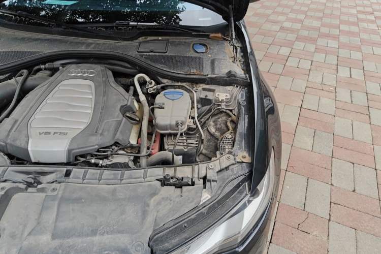 Used Audi A6L 2014 30 FSI Technology Model Engine Bay Left