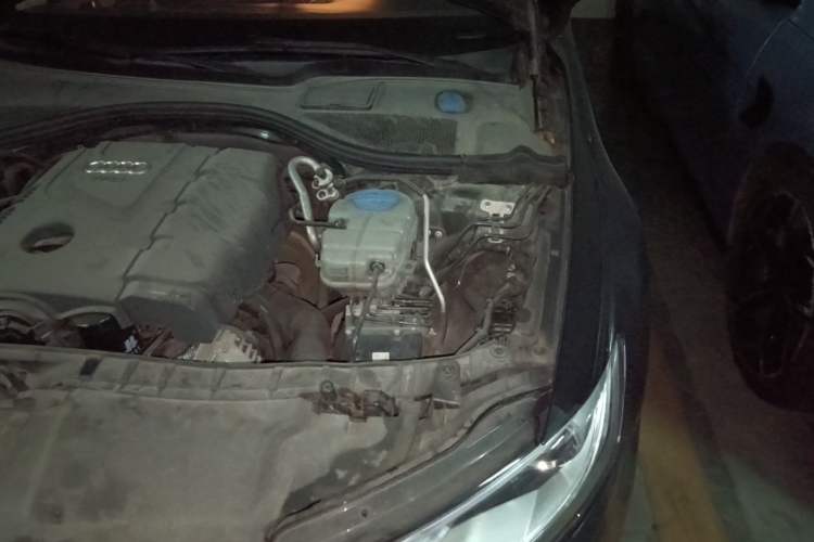 Used Audi A6L 2014 TFSI Standard Model Engine Bay Left