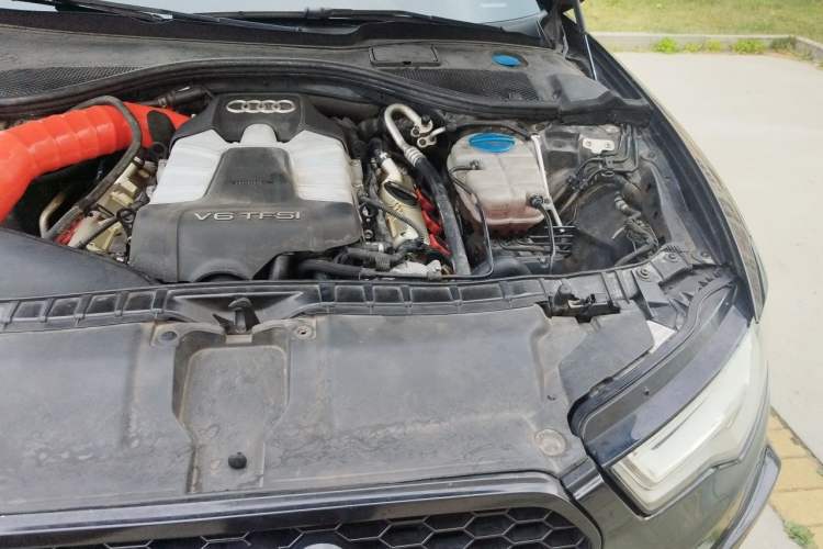 Used Audi A6L 2014 50 TFSI quattro Luxury Model Engine Bay Left