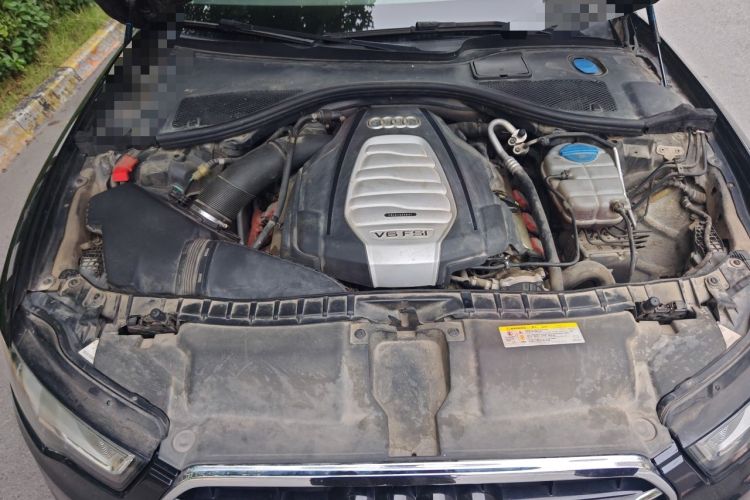 Used Audi A6L 2014 30 FSI Comfort Model Engine Bay
