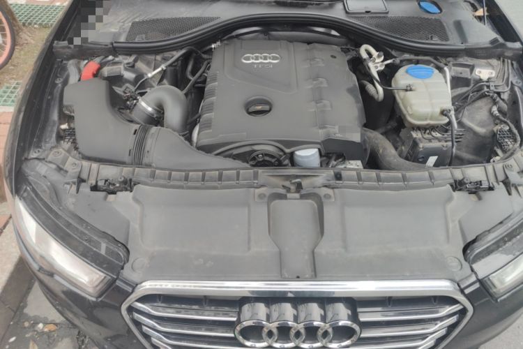 Used Audi A6L 2014 TFSI Comfort Model Engine Bay