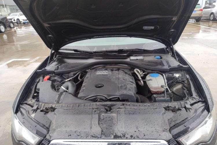Used Audi A6L 2014 TFSI Standard Model Engine Bay