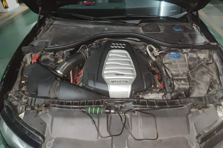 Used Audi A6L 2014 30 FSI Luxury Model Engine Bay