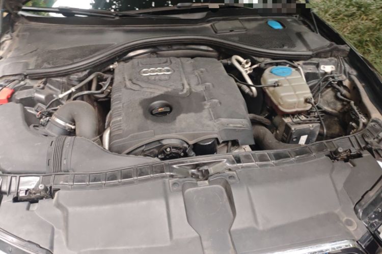Used Audi A6L 2014 TFSI Standard Model Engine Bay