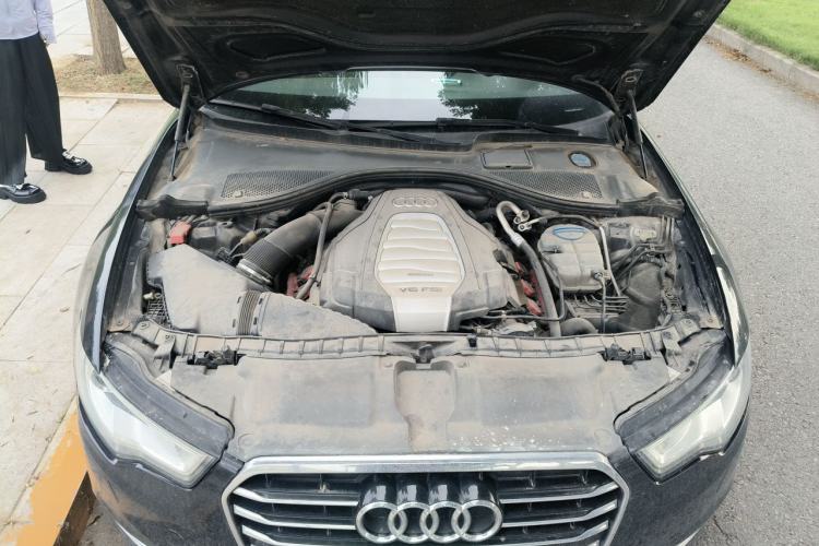 Used Audi A6L 2014 30 FSI Comfort Model Engine Bay