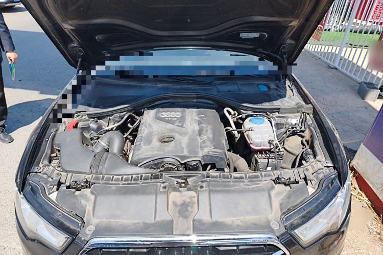 Used Audi A6L 2014 TFSI Standard Model Engine Bay