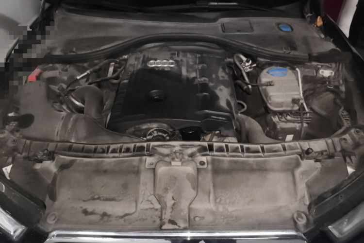 Used Audi A6L 2014 TFSI Standard Model Engine Bay