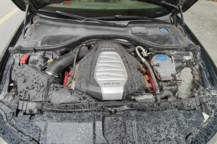 Used Audi A6L 2014 30 FSI Technology Model Engine Bay