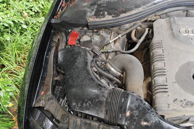 Used Audi A6L 2014 TFSI Comfort Model Engine Bay Right