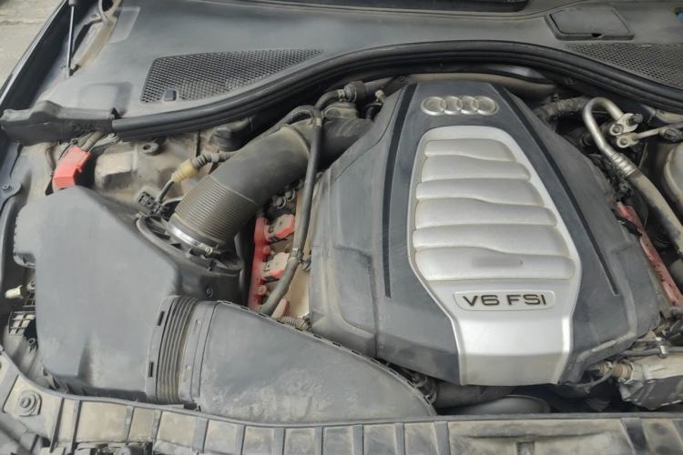 Used Audi A6L 2014 30 FSI Comfort Model Engine Bay Right