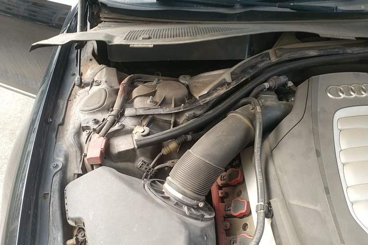 Used Audi A6L 2014 30 FSI Technology Model Engine Bay Right
