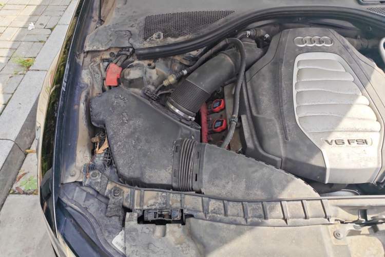 Used Audi A6L 2014 30 FSI Comfort Model Engine Bay Right