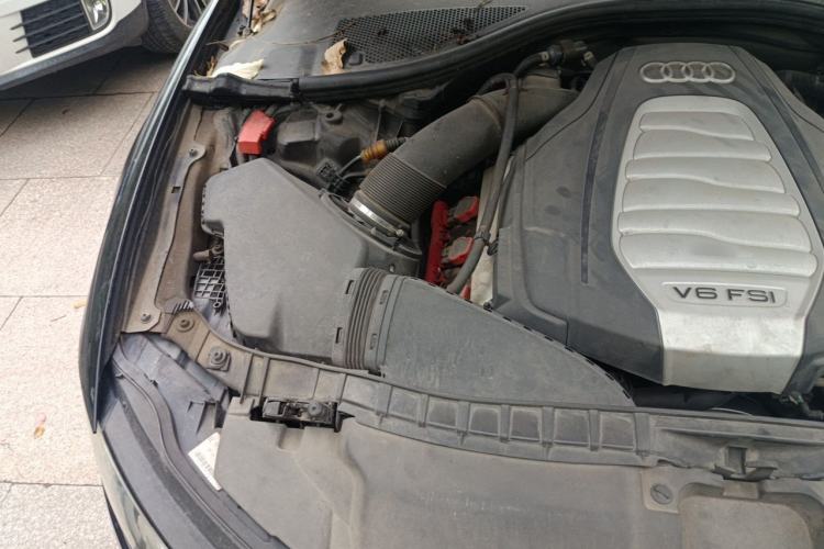 Used Audi A6L 2014 30 FSI Technology Model Engine Bay Right