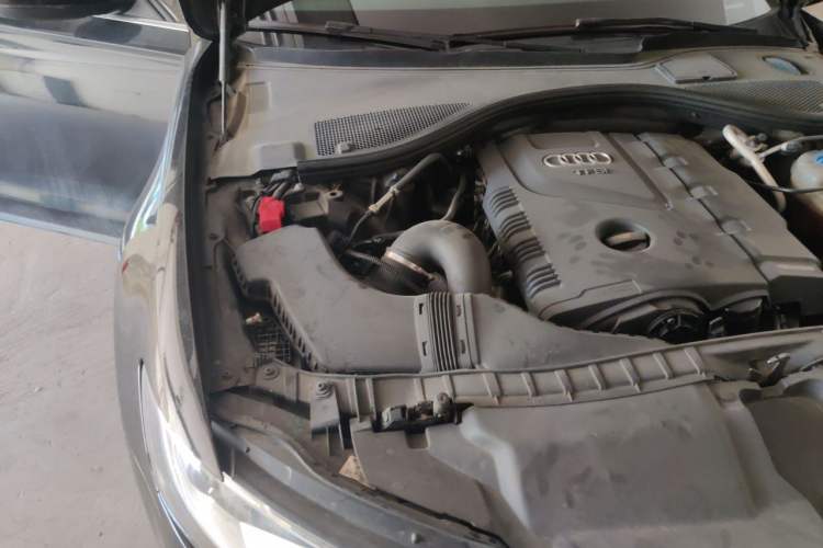 Used Audi A6L 2014 TFSI Standard Model Engine Bay Right