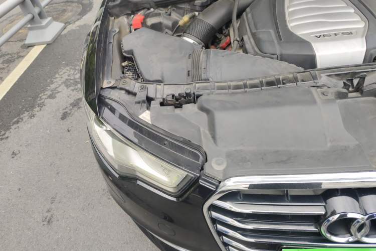Used Audi A6L 2014 30 FSI Comfort Model Engine Bay Right