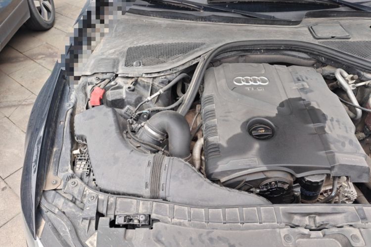 Used Audi A6L 2014 TFSI Standard Model Engine Bay Right