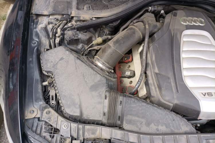 Used Audi A6L 2014 30 FSI Technology Model Engine Bay Right