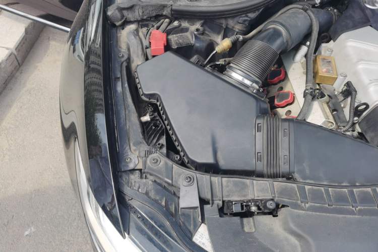 Used Audi A6L 2014 50 TFSI quattro Luxury Model Engine Bay Right